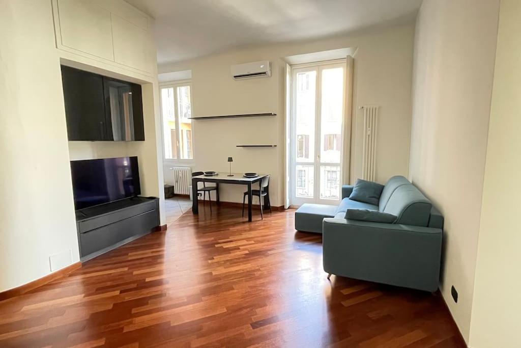 شقة "Iris" Milano Lunigiana In Stazione Centrale المظهر الخارجي الصورة